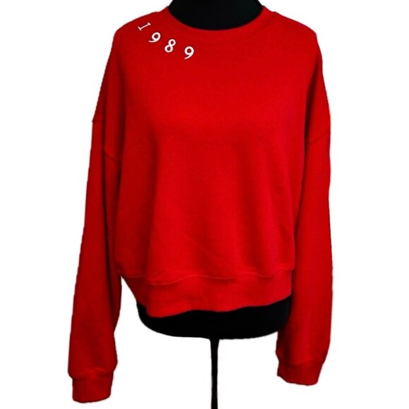 Vinyl Icons Taylor Swift 1989 Embroidered Red Crew Neck Sweatshirt Wm Sz S NEW - Picture 1 of 8